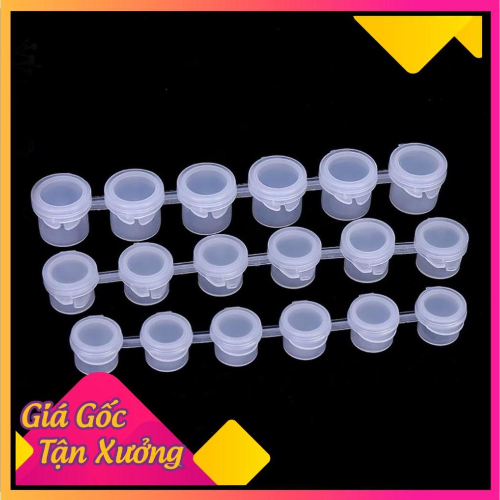 6 hủ nhựa đựng màu 2ml, 3ml, 5ml - Vỉ nhựa đựng màu - MỘC XINH