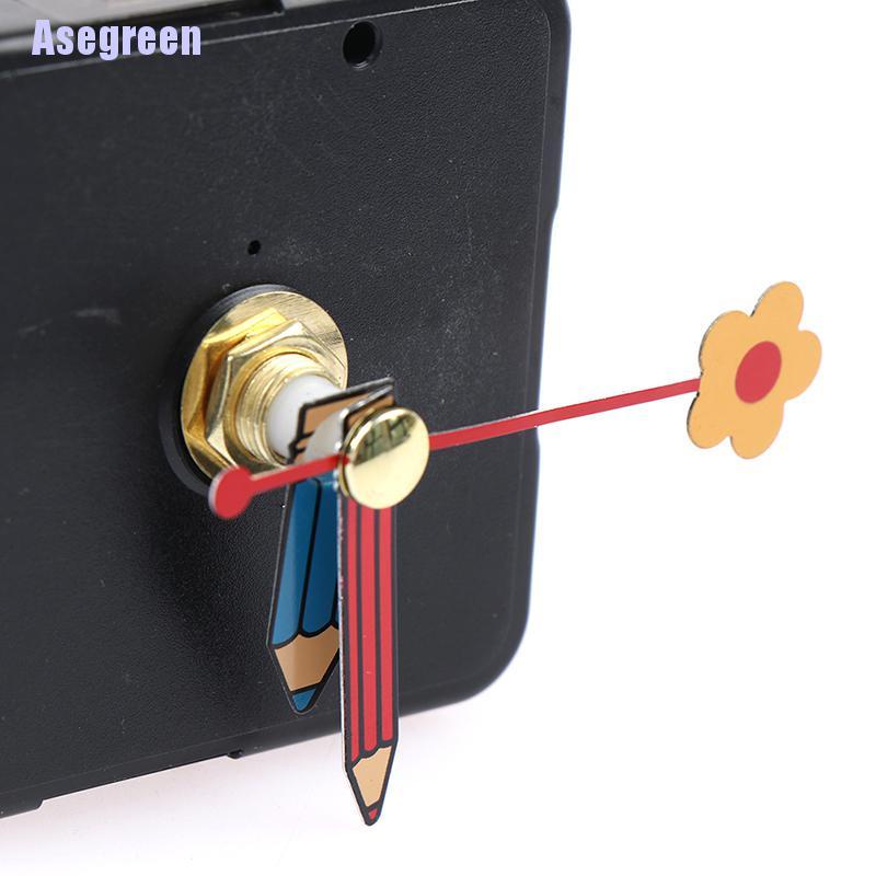 Đồng hồ treo tường tự dính độc đáo đa năng