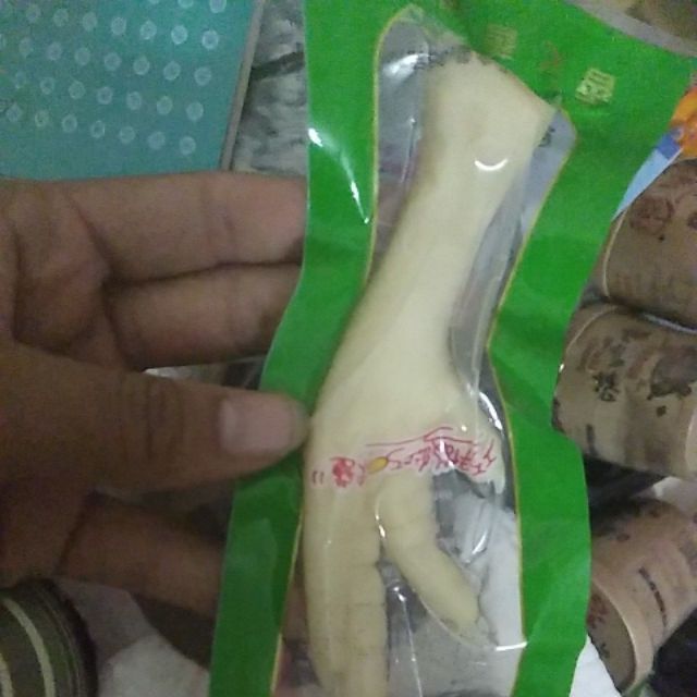 Chân gà muối cay yuyu