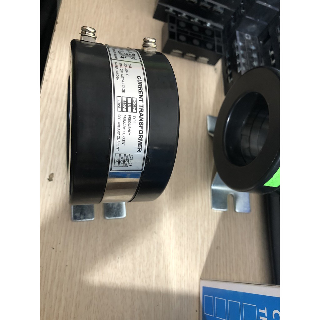Biến dòng tròn 400/5A-1000/5A
