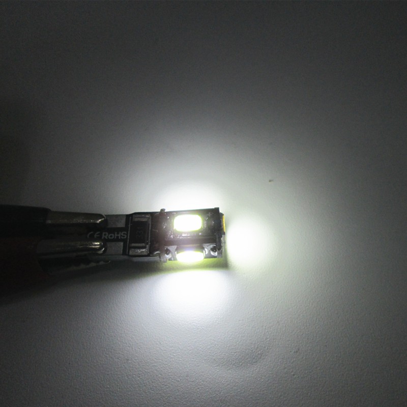 2 Bóng Đèn led Cho Xe Hơi mercedes class e w211 w212