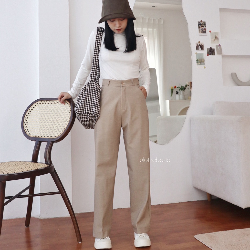 Quần ống rộng vải thô lụa – Straight Trousers – ufo.thebasic