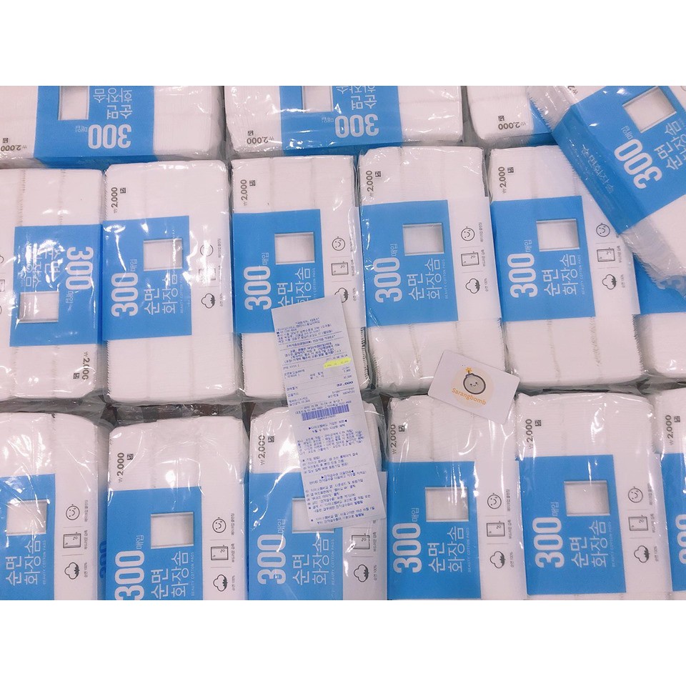 Bông tẩy trang Daiso