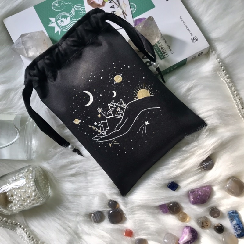 Túi đựng bài tarot All in my hand (kèm quà tặng)
