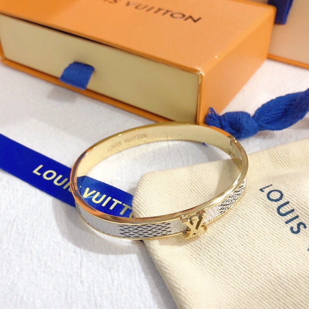 LOUIS VUITTON Lv Vòng Tay Họa Tiết Chữ LV LV Thời Trang Sang Trọng Cho Nữ