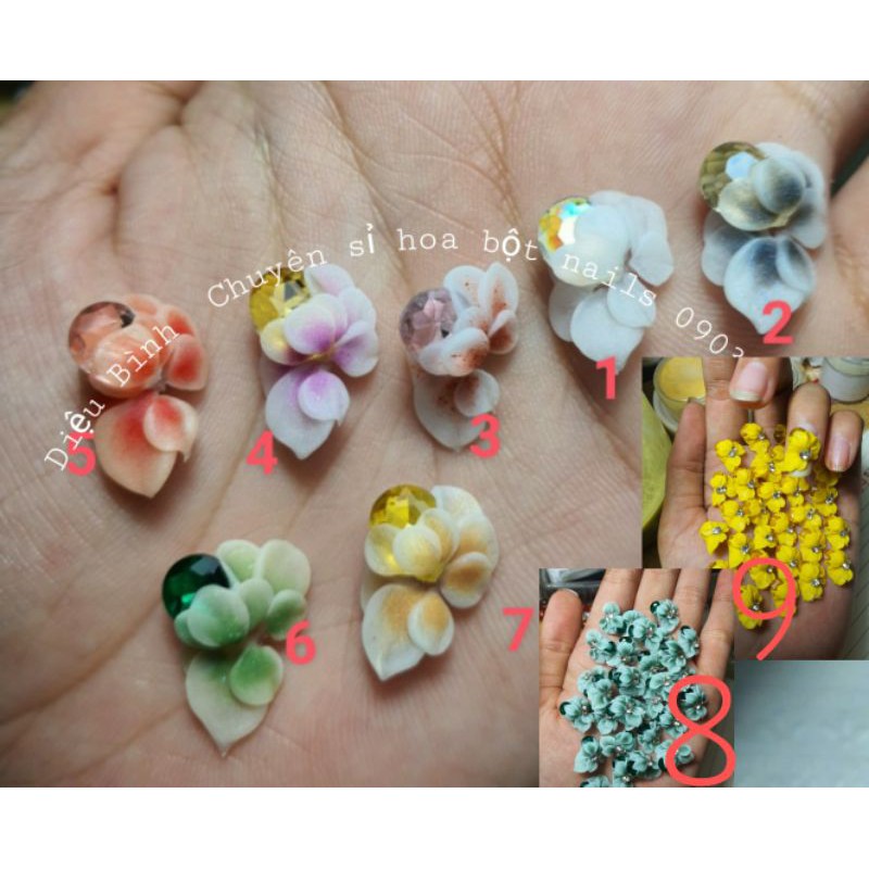 Hoa bột ôm đá khối