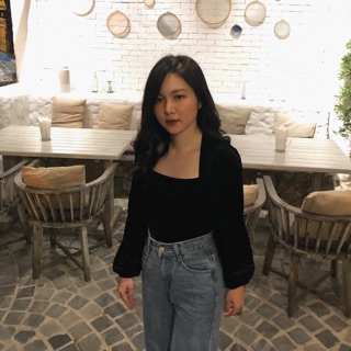 Áo nhung cổ vuông