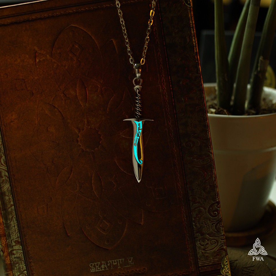 Mặt bạc nam FWA Gươm Sting - Chúa tể chiếc Nhẫn