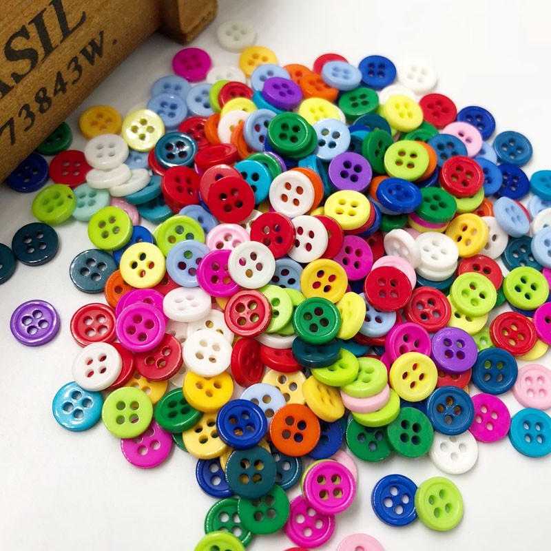Bộ 50 Nút Nhựa 4 Lỗ Nhiều Màu Sắc 9 / 11 / 15 / 20 / 25 / 30mm pm182