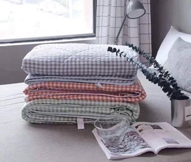 Chăn hè Lụa Cao Cấp Sang Trọng Siêu Mềm Mịn, Mát Lạnh Mùa Hè kt 2m-2m3