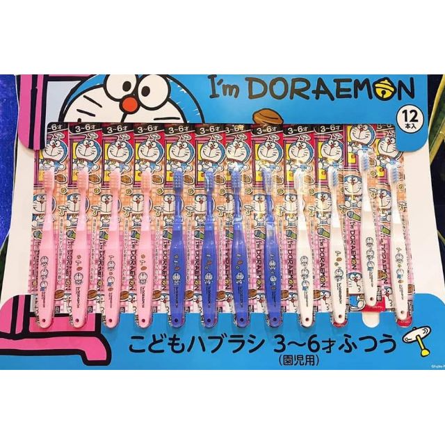 Bàn chải đánh răng Doraemon dành cho trẻ từ 3-6 tuổi
