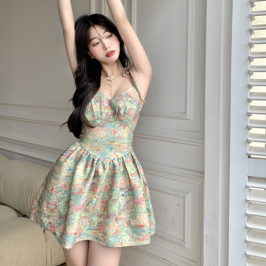 Đầm Sát Nách Hoạ Tiết Hoa Thiết Kế Hợp Thời Trang