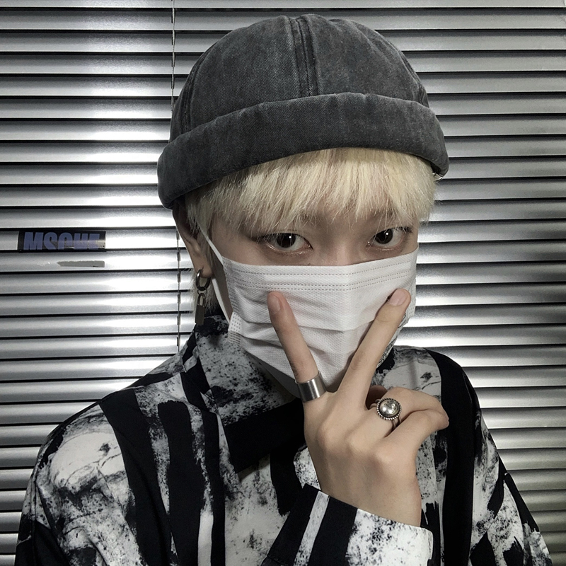 Mũ tròn vành phong cách hiphop retro