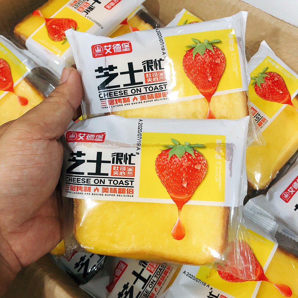 Bánh Sanwich Phomai sốt Nhân Dâu Tây, Việt Quất Siêu Ngon Đài Loan