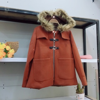 Áo dạ khuy sừng