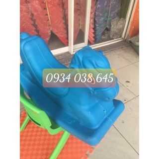 Bập bênh con ngựa được làm từ chất liệu nhựa nhập khẩu, đúc nguyên khối cao cấp