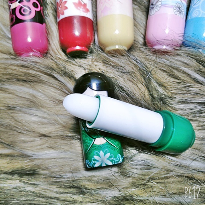 Son dưỡng môi Nha đam hình Kimono | BigBuy360 - bigbuy360.vn