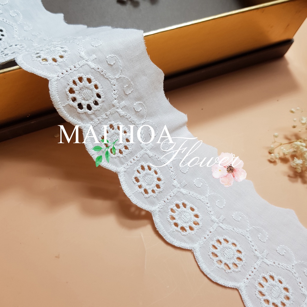 Cuộn ren viền trang trí quần áo và trang trí đa năng chất liệu vải boi trắng thêu hoa B2 maihoafabric