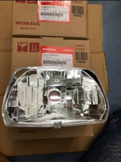 Pha đèn xe Super Dream hãng Honda