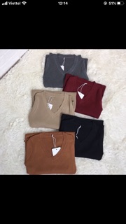 Váy len body cổ tim
