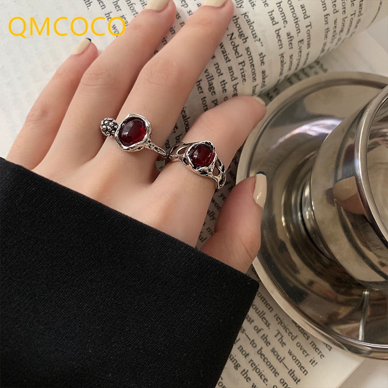Nhẫn Đính Đá Zircon Hình Oval Màu Đỏ Sang Trọng Phong Cách Vintage Cho Nữ