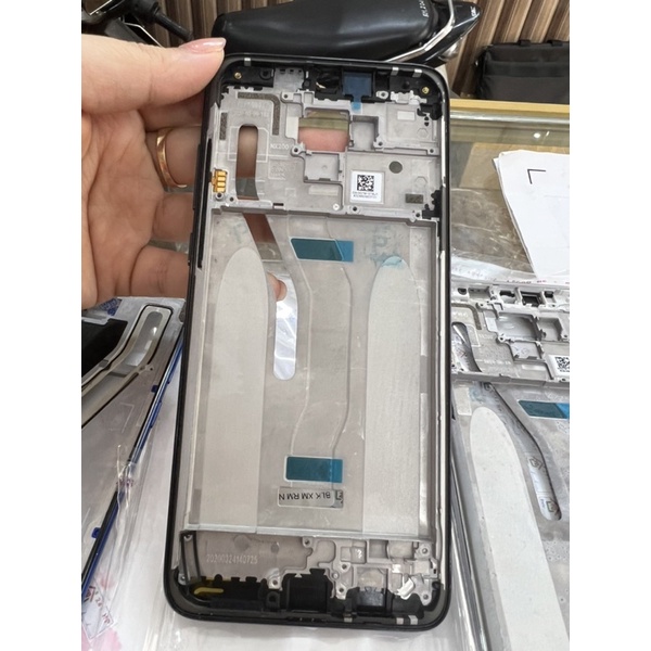 Khung xương liền viền Xiaomi Redmi Note 8 pro