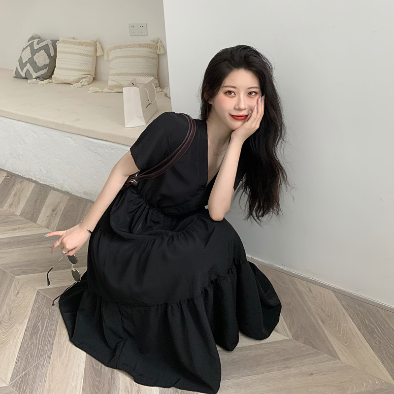Váy midi dài tay ngắn chiết eo 2021, Đầm nữ dài màu đen cổ V dáng xòe 3 tầng sang chảnh thời trang hàn quốc du lịch | BigBuy360 - bigbuy360.vn