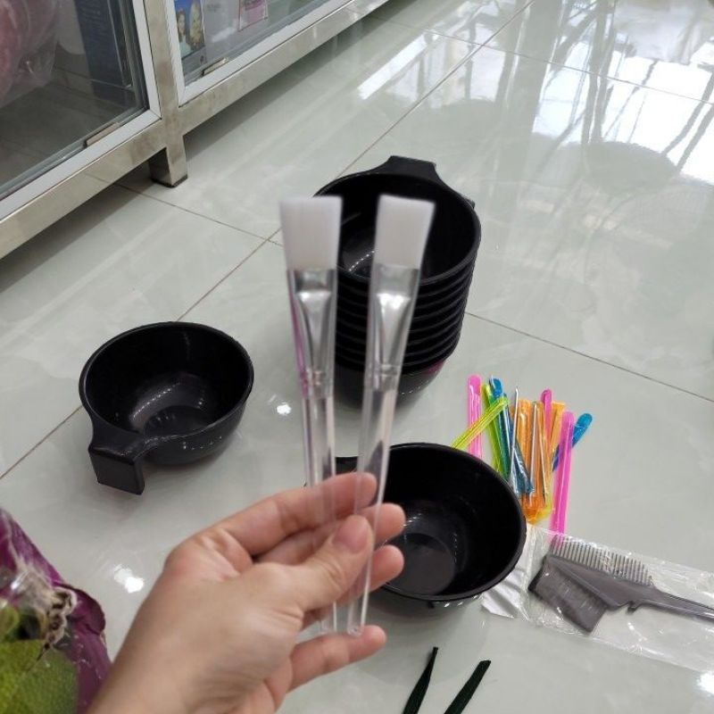 Cọ quét mặt nạ AKIO Cán trong