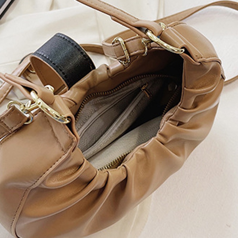 Túi Xách Đeo Dưới Cánh Tay Thiết Kế Đơn Giản Dễ Phối Đồ Thời Trang Cho Nữ