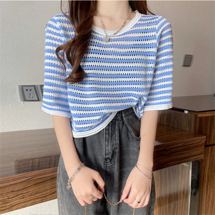 Áo lửng nữ len đan Leeva Shop phối sọc nhẹ nhàng A388