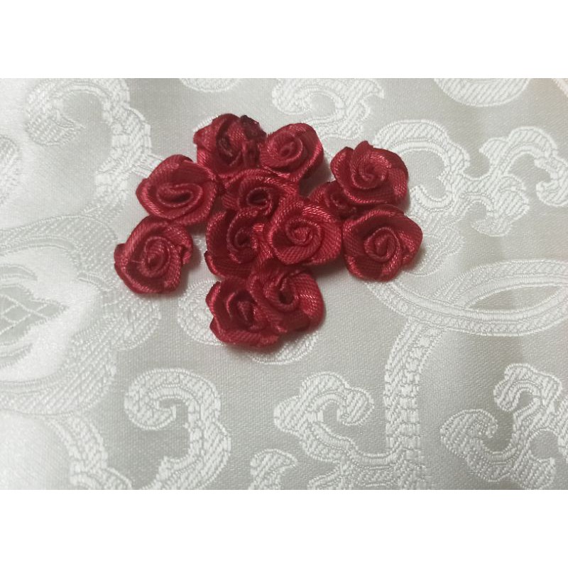 Hoa hồng nhí trang trí 25 bông 5k kích thước 1.5cm