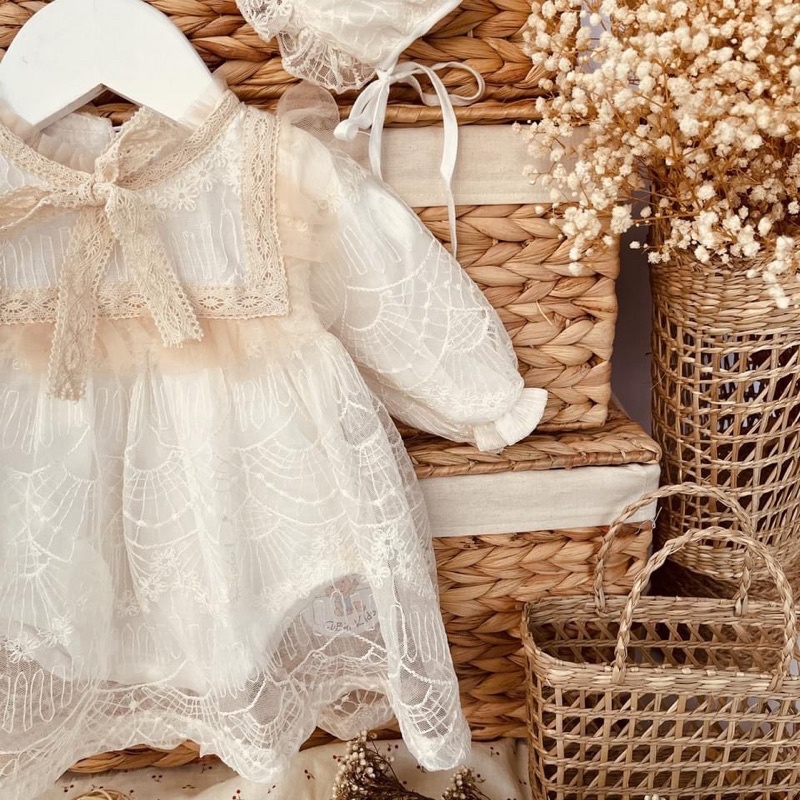 Váy công chúa ren mềm sang xịn mịn cho bé từ 3 --> 13kg