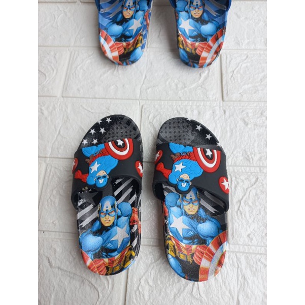 Dép siêu nhân bé trai in hình 3D đẹp