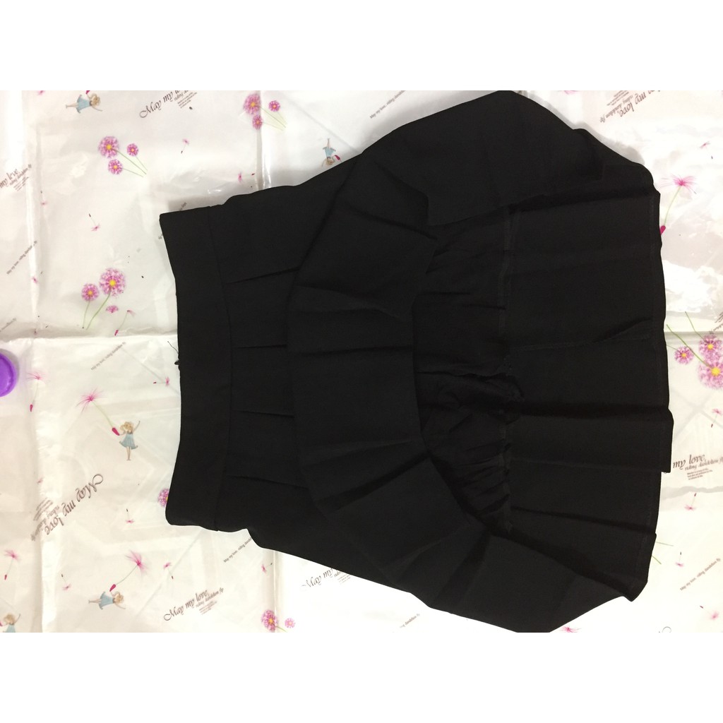 Chân váy xòe ly to dáng vừa#Chân váy xếp ly to chấm gối#117k | BigBuy360 - bigbuy360.vn