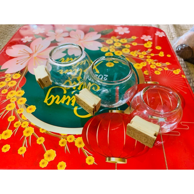 Cóng Thuỷ Tinh chào mào.