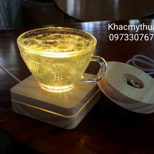 Đế led gỗ vuông