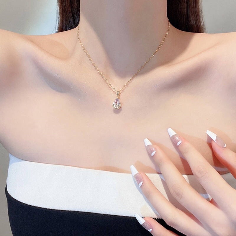 Dây chuyền titan hình giọt nước pha lê không đen, không phai màu