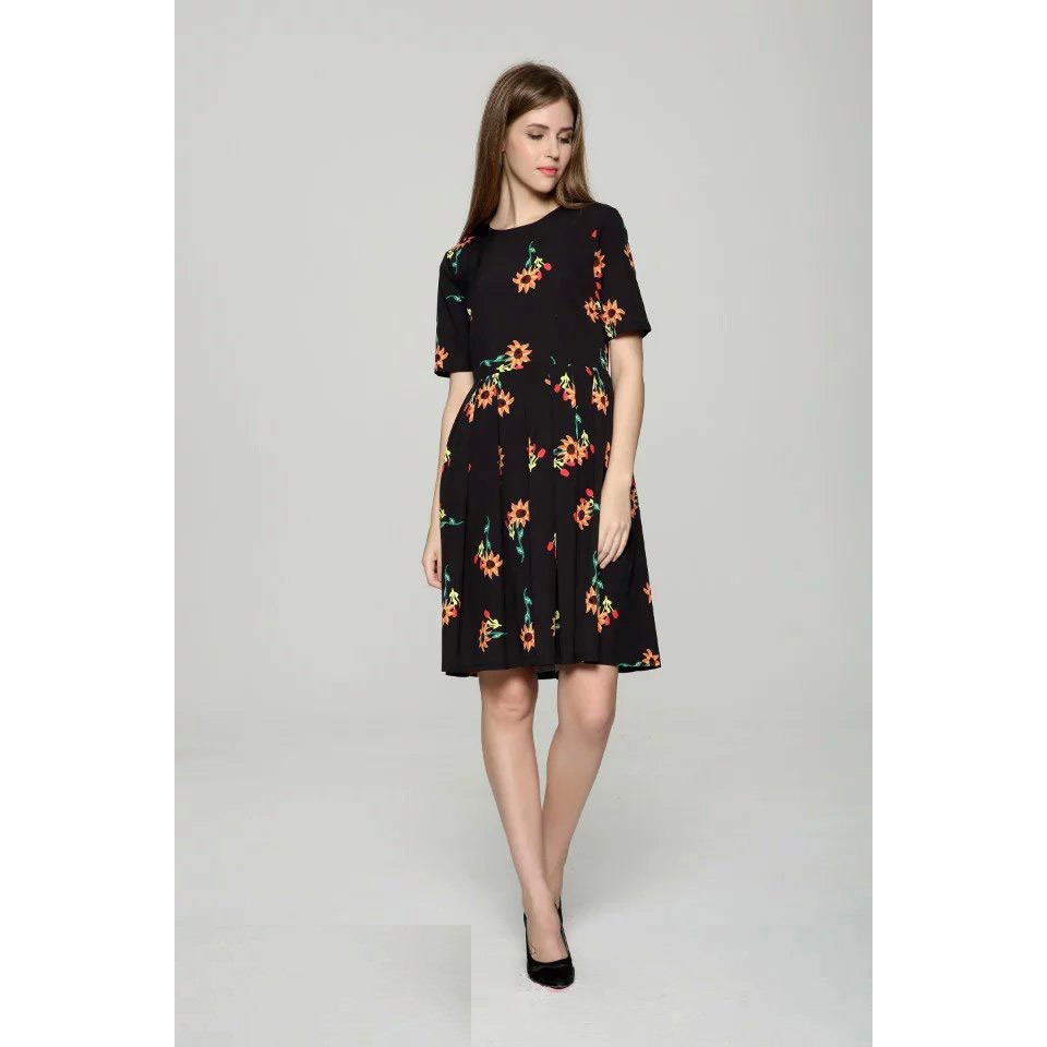 Đầm hoa hướng dương - size M form to L