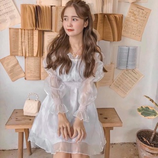 Đầm trắng tay bồng bo chun