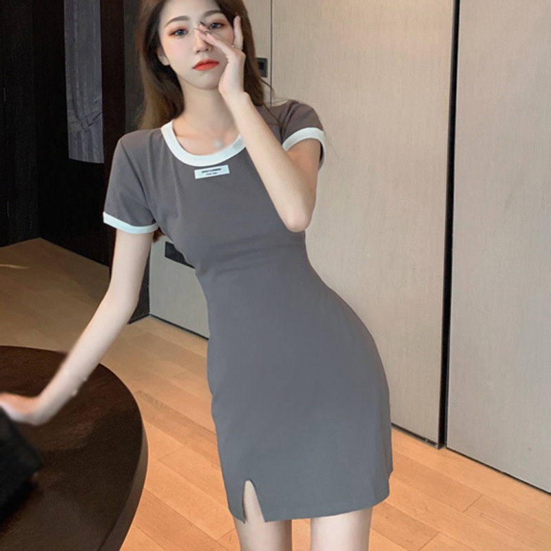 Đầm ôm cổ tròn xẻ tà thời trang Hàn Quốc