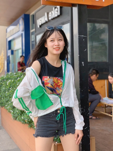 Áo khoác dù nữ lửng croptop xinh lung linh-ảnh thật | BigBuy360 - bigbuy360.vn