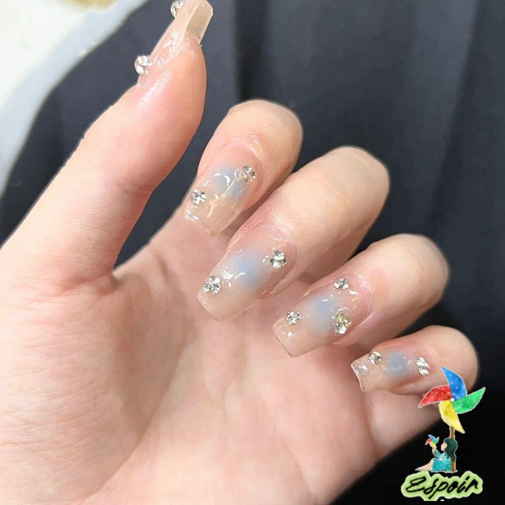 Set 24 Móng Tay Giả Màu Trắng Gợn Sóng Che Phủ Toàn Diện