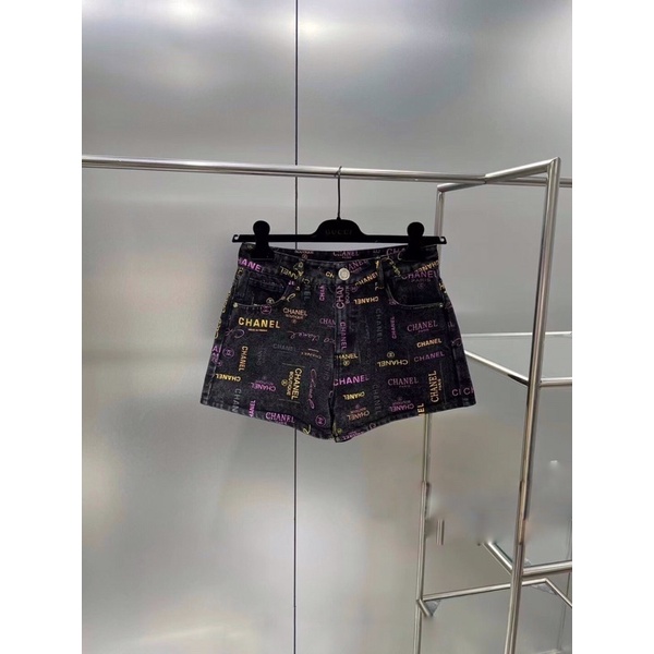 QUẦN SHORT BÒ HOẠ TIẾT CN