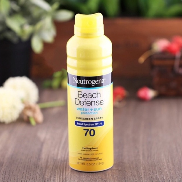 Kem chống nắng đi biển Neutrogena Beach Defense SPF70