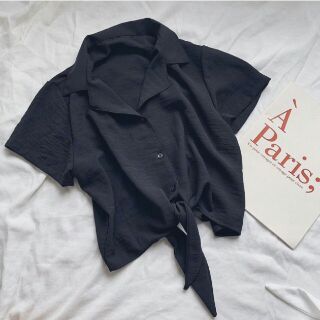 Áo sơ mi croptop cổ vest cột tà