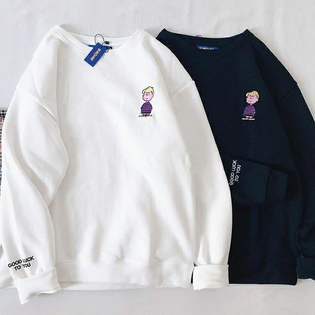 Sweater thêu hình - ẢNH THẬT