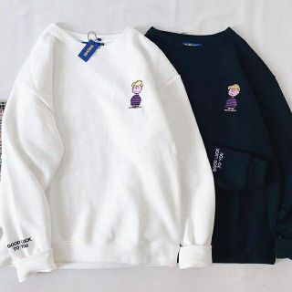 Sweater thêu hình - ảnh thật