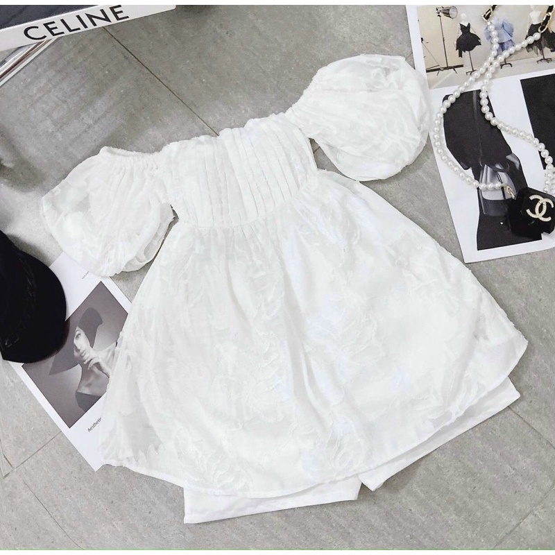 Set hoa nổi áo bẹt vai short xinh