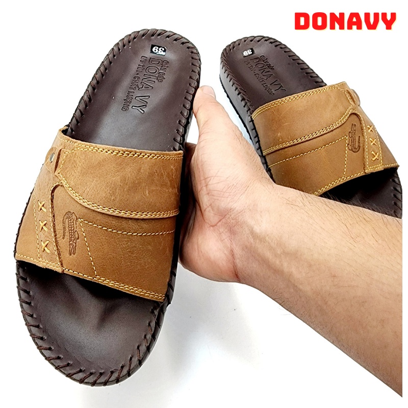 Dép quai ngang nam da bò DONAVYCS3X, quai thiết kế sắc sảo in chìm hình cá sấu D.CS3X