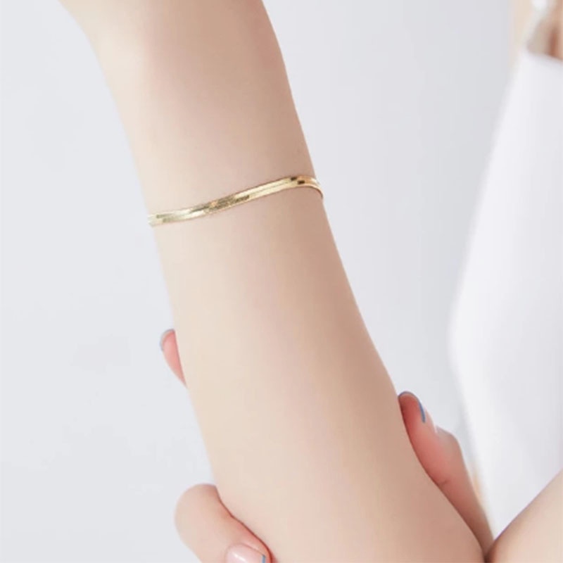 Vòng Tay Dây Xích Bằng Thép Không Gỉ Thiết Kế Đơn Giản Thời Trang Cho Nữ